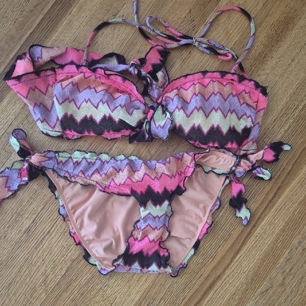 Colorful Zigzag Bikini Set